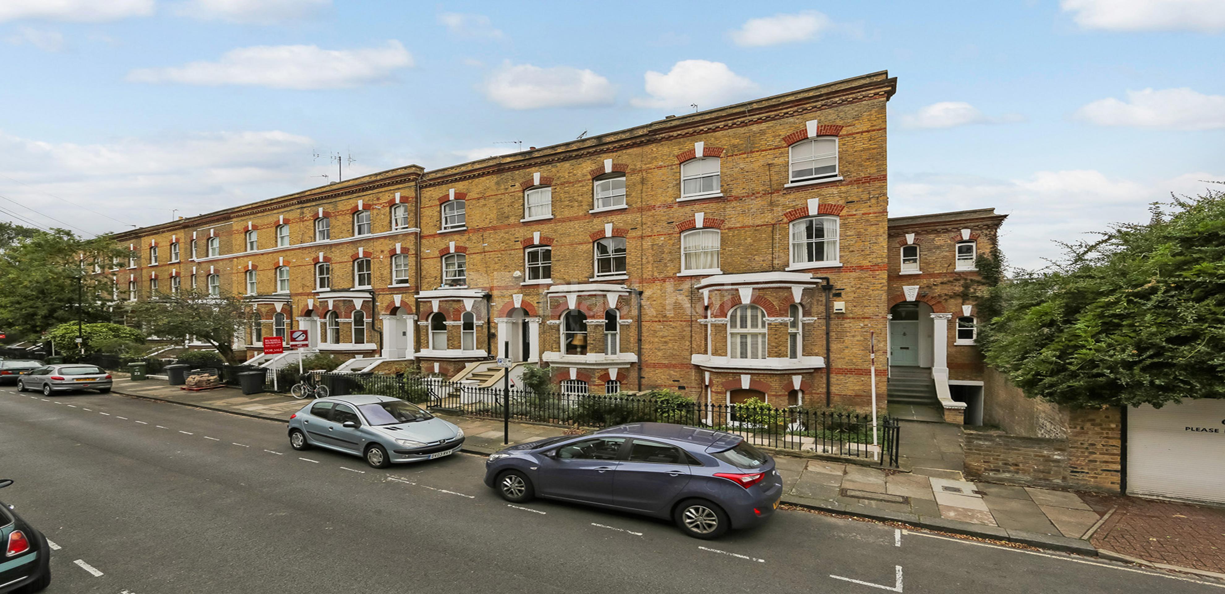 			LET, 1 Bedroom, 1 bath, 1 reception Apartment			 Offerton Road, Clapham Old Town SW4